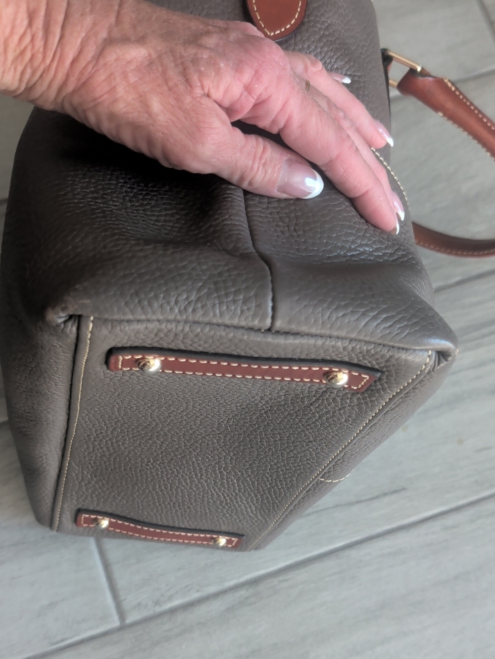 Dooney & Bourke Purse - Picture 8 of 9